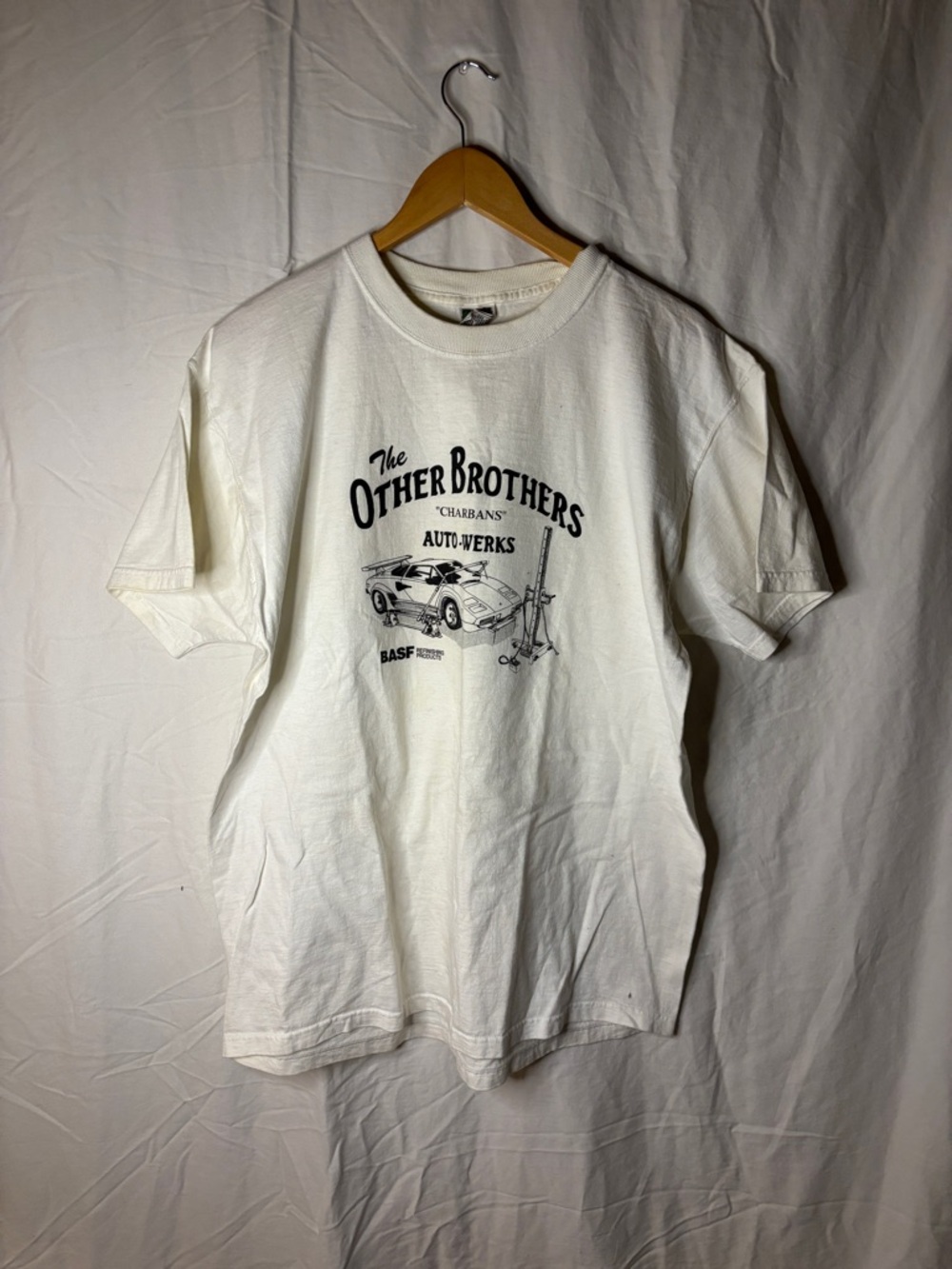2000’s vintage car graphic tee shirt